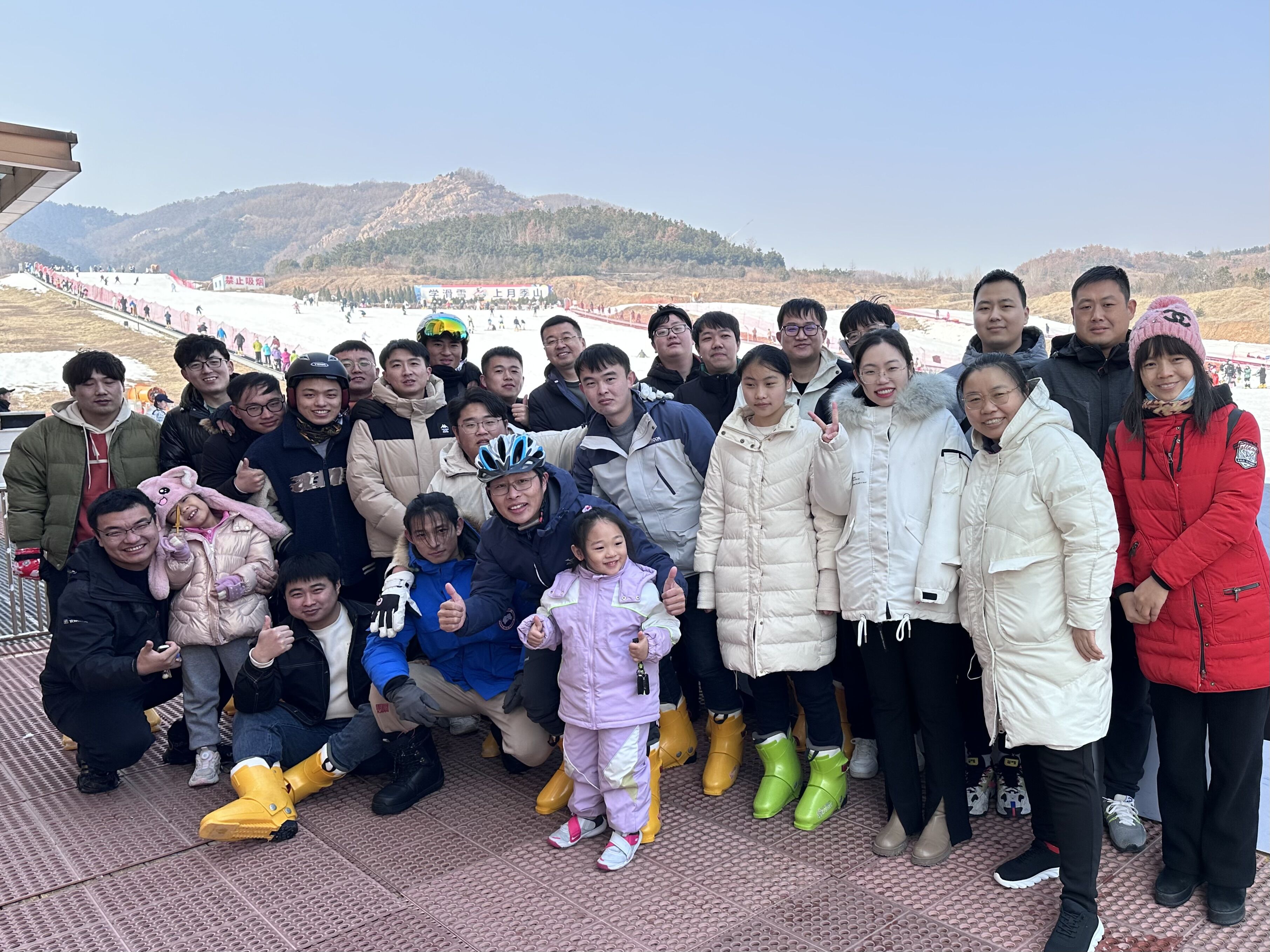 滑雪團建3.jpg